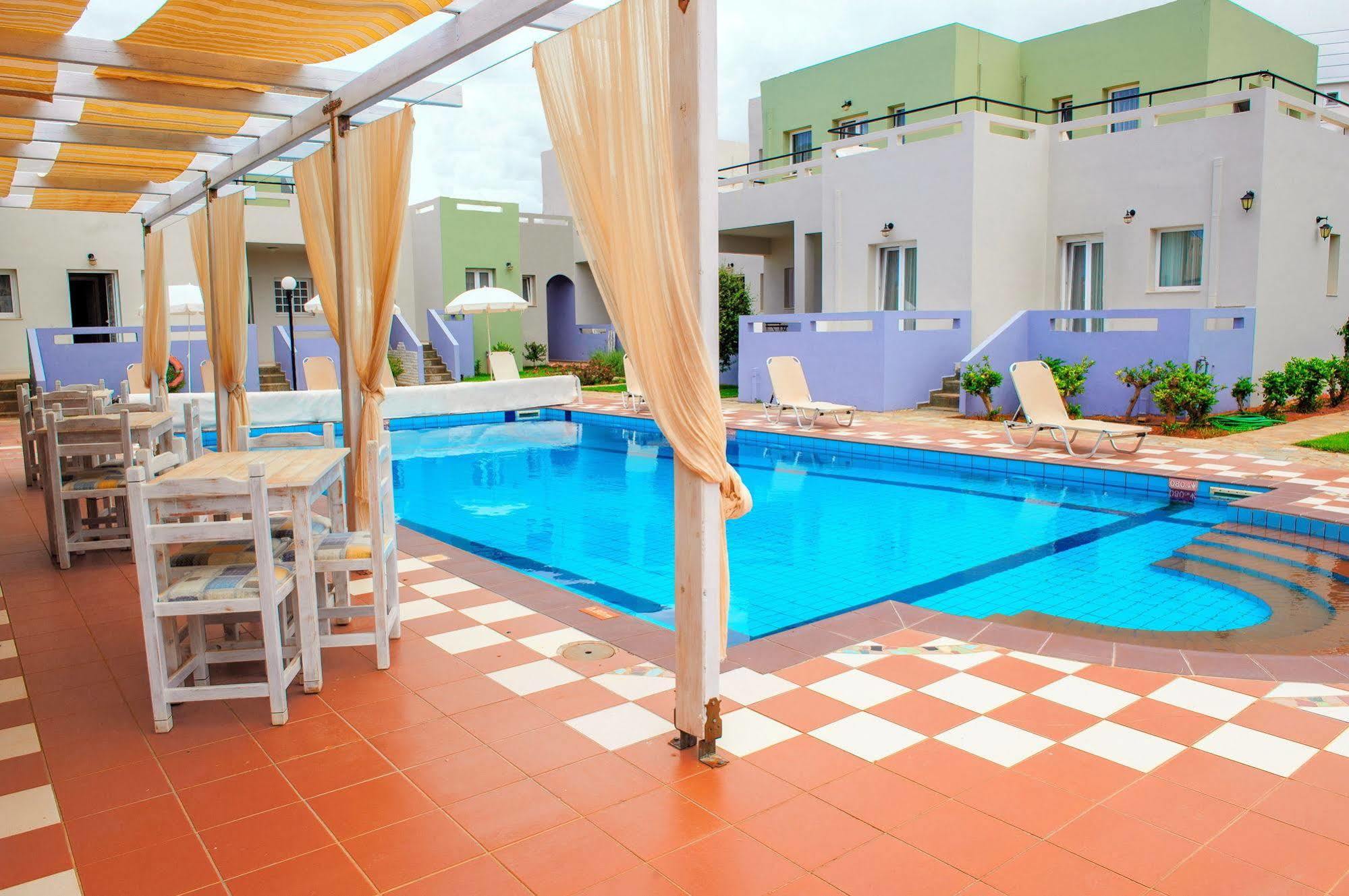 Aparthotel Golden Sun Boutique Mália Zewnętrze zdjęcie