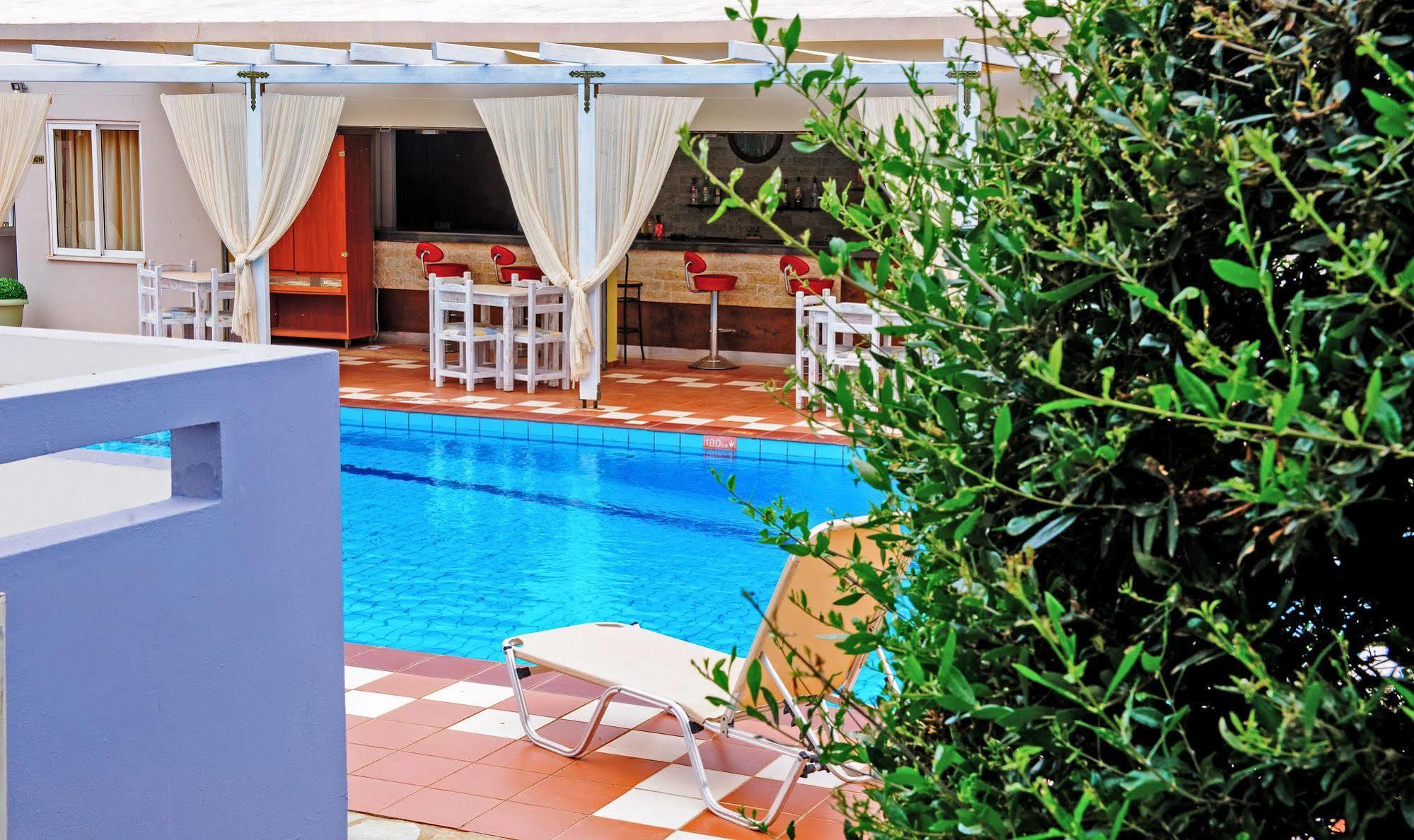 Aparthotel Golden Sun Boutique Mália Zewnętrze zdjęcie